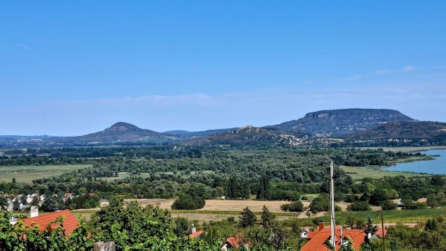 Eladó nyaraló, Balatonedericsen 65 M Ft, 1+1 szobás