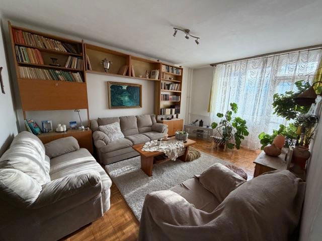 Eladó téglalakás, Tatabányán 54.9 M Ft, 3 szobás