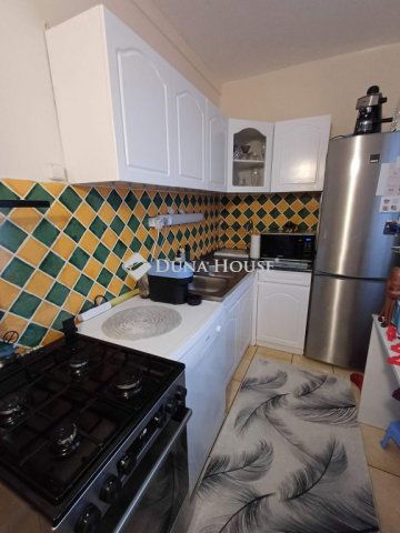 Eladó panellakás, Győrött 49.8 M Ft, 2 szobás