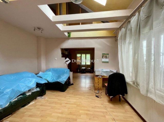 Eladó családi ház, Budapesten, XIV. kerületben 138.5 M Ft