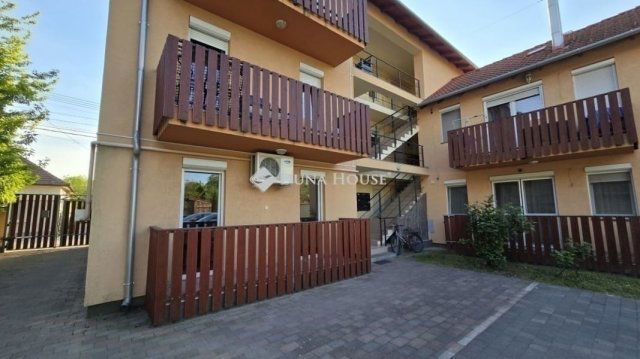 Eladó téglalakás, Monoron 79.9 M Ft, 4 szobás