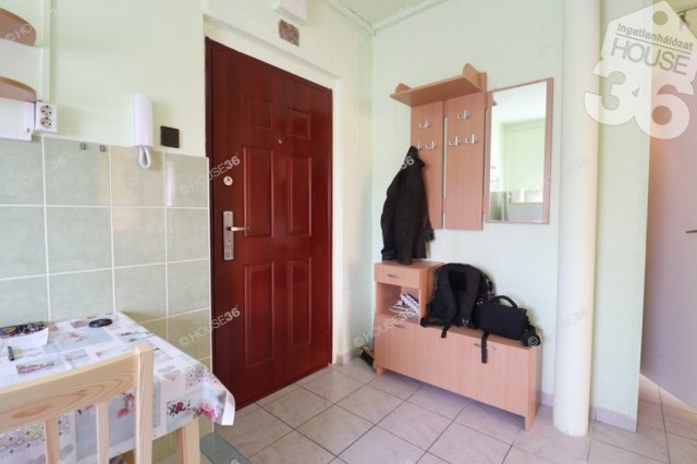 Kiadó panellakás, albérlet, Kecskeméten 150 E Ft / hó, 2 szobás