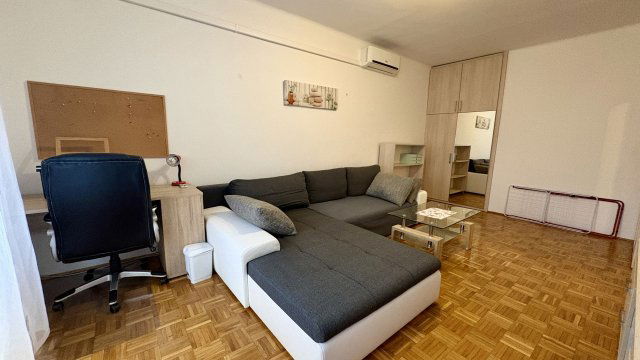 Kiadó téglalakás, albérlet, Debrecenben 220 E Ft / hó, 2 szobás