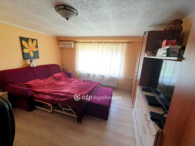 Eladó családi ház, Érden 84.9 M Ft, 4 szobás