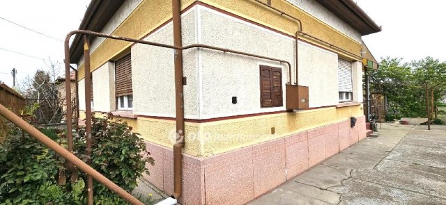 Eladó családi ház, Nagykőrösön 45.5 M Ft, 3 szobás