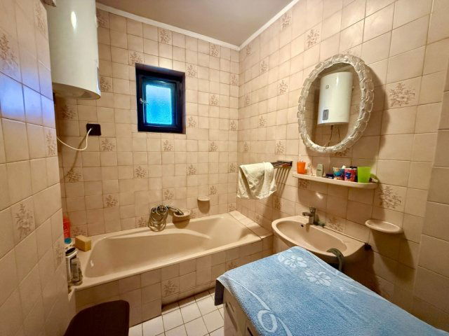 Eladó családi ház, Cegléden 69.9 M Ft, 2+1 szobás