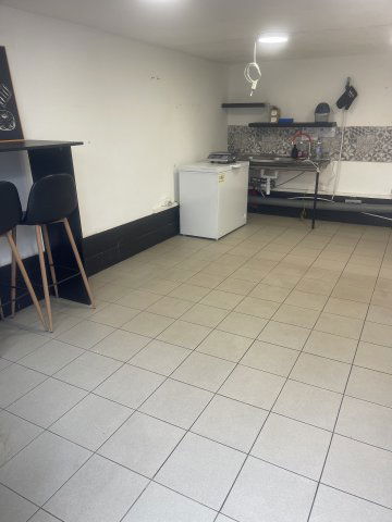 Eladó üzlethelyiség, Baján 12.5 M Ft / költözzbe.hu