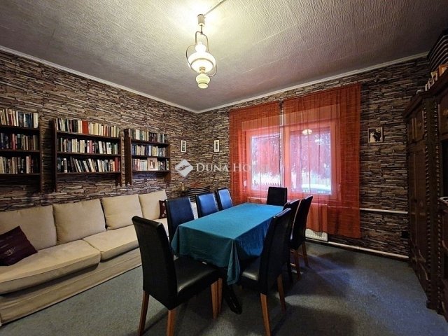 Eladó családi ház, Maglódon 89.9 M Ft, 4 szobás