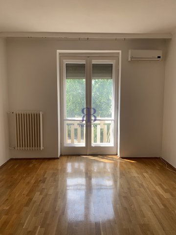 Kiadó téglalakás, albérlet, V. kerületben, Szemere utcában