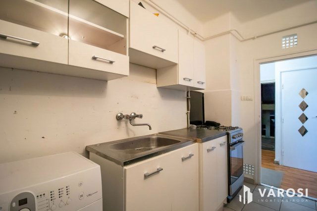 Eladó téglalakás, Székesfehérvárott 52.5 M Ft, 2 szobás