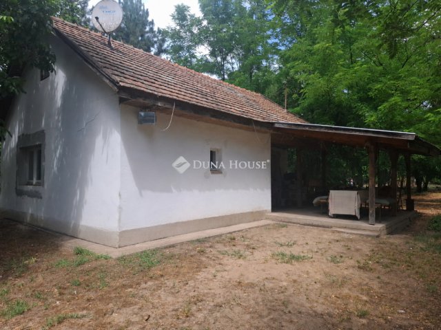 Eladó mezogazdasagi ingatlan, Monorierdőn 60 M Ft, 2 szobás