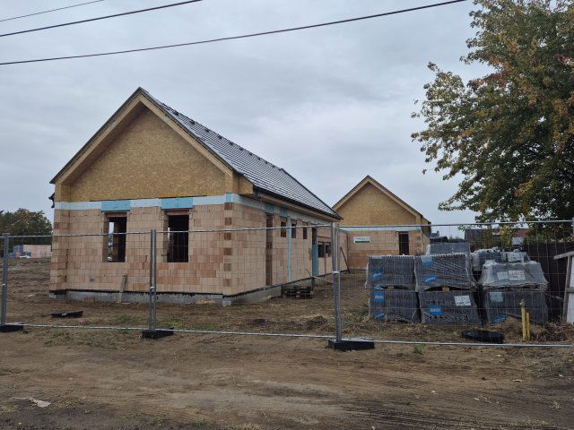 Eladó ikerház, Dabason 89.9 M Ft, 4 szobás / költözzbe.hu