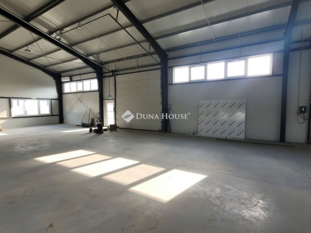 Eladó ipari ingatlan, Debrecenben 280 M Ft / költözzbe.hu