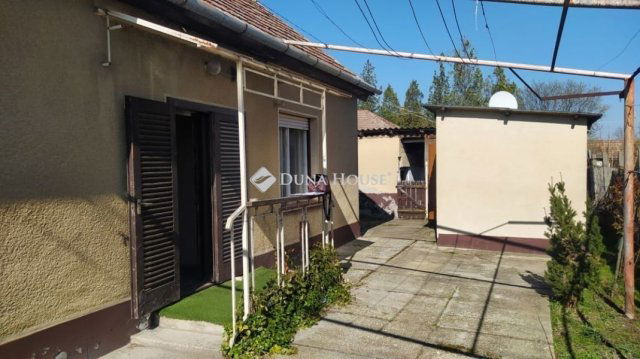 Eladó családi ház, Lajosmizsén 44.9 M Ft, 5 szobás