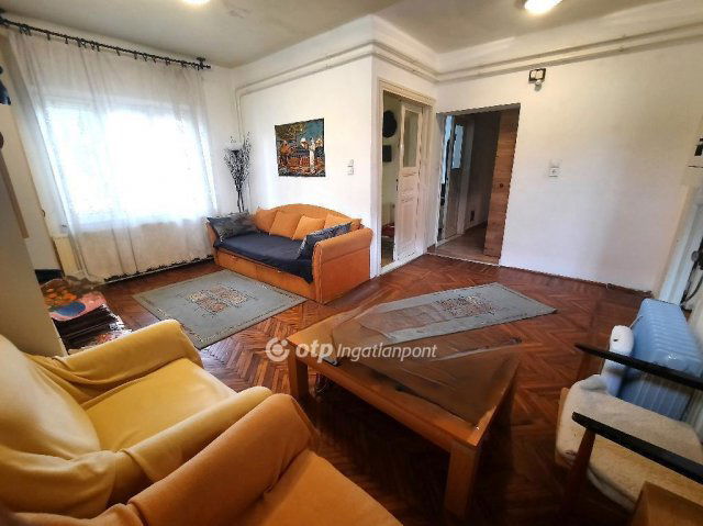 Eladó családi ház, Szolnokon 74.9 M Ft, 3 szobás