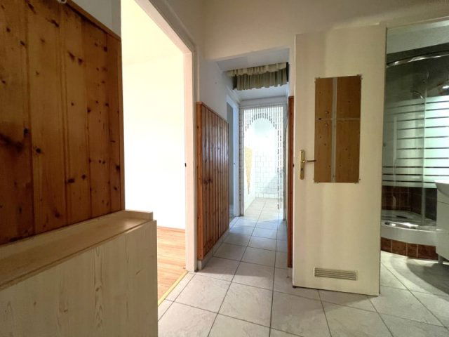 Eladó téglalakás, Budapesten, III. kerületben 64.9 M Ft