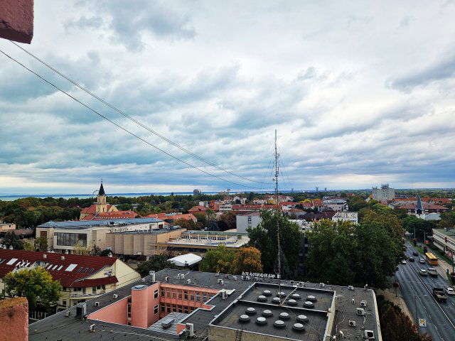 Eladó panellakás, Siófokon 48 M Ft, 2 szobás
