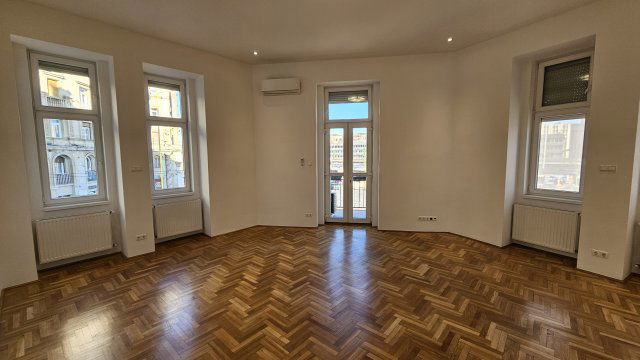 Eladó téglalakás, Budapesten, XII. kerületben, Alkotás utcában