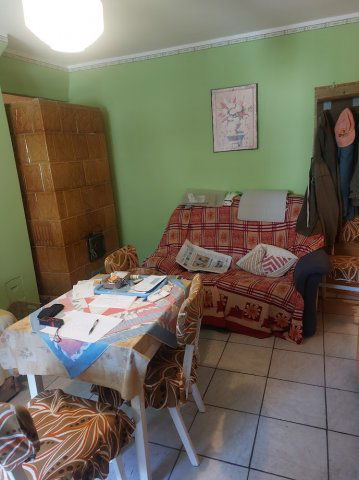 Eladó családi ház, Szakályon 9.99 M Ft, 3 szobás