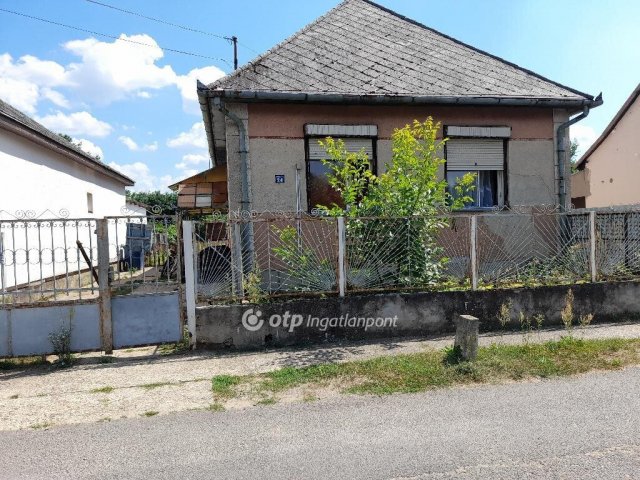 Eladó családi ház, Kisvárdán 20.9 M Ft, 2+1 szobás