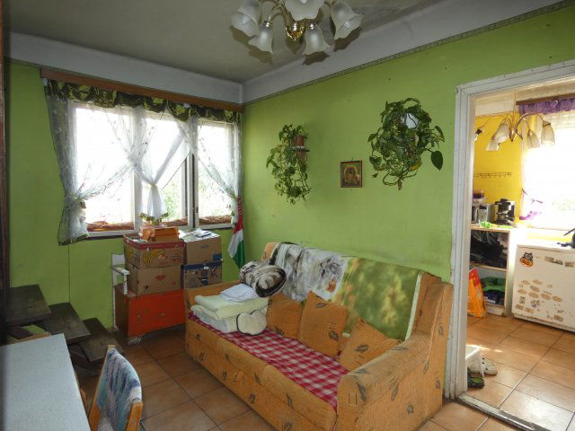 Eladó családi ház, Törökszentmiklóson 18 M Ft, 4 szobás