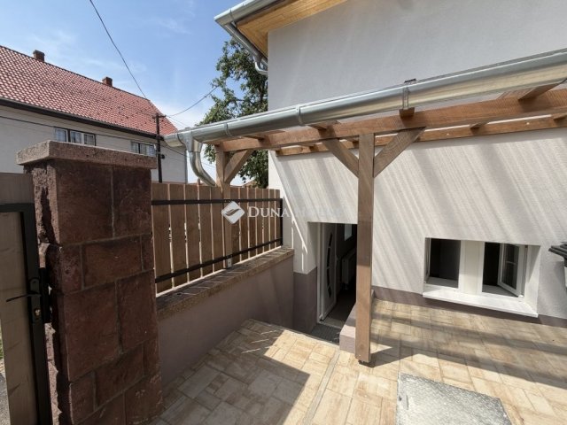 Eladó családi ház, Zalaegerszegen 104.9 M Ft, 3 szobás
