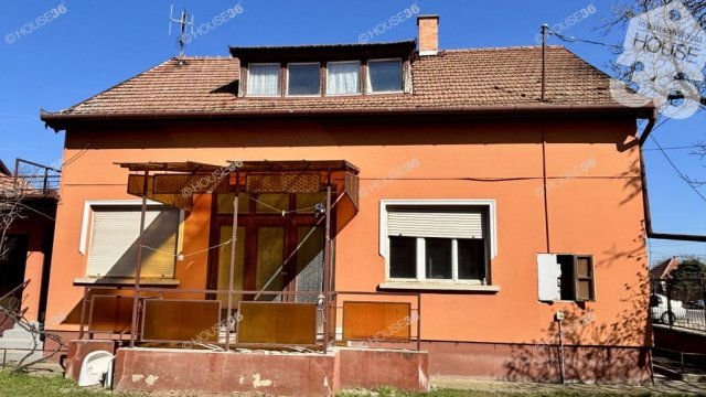Eladó családi ház, Kiskunfélegyházán 59.9 M Ft, 4 szobás