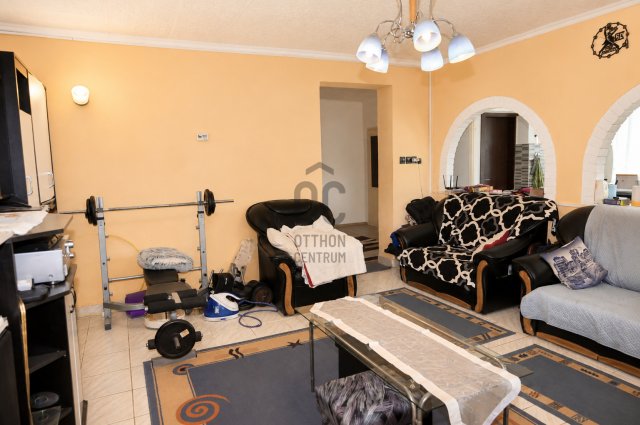 Eladó családi ház, Nyírtelken 67.9 M Ft, 5 szobás