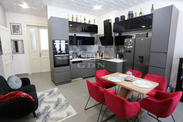 Eladó téglalakás, Budapesten, II. kerületben 124.7 M Ft