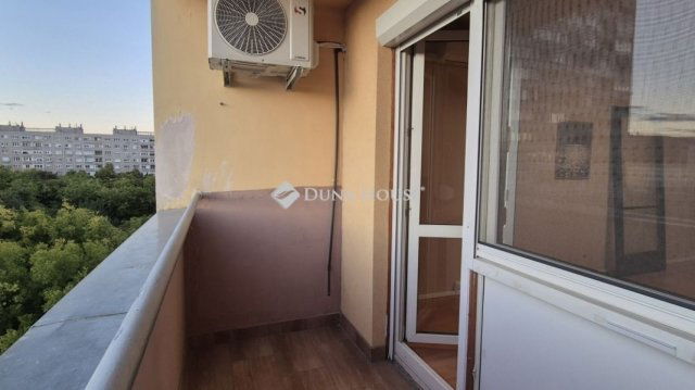 Eladó téglalakás, Budapesten, XI. kerületben 64 M Ft, 1 szobás