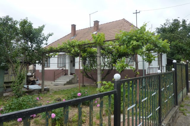 Eladó családi ház, Nógrádon 49.9 M Ft, 2 szobás