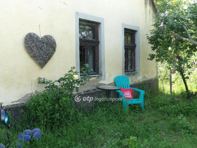 Eladó családi ház, Csabrendeken 30 M Ft, 4 szobás