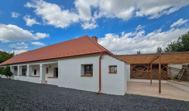 Eladó családi ház, Bükön 136 M Ft, 4 szobás
