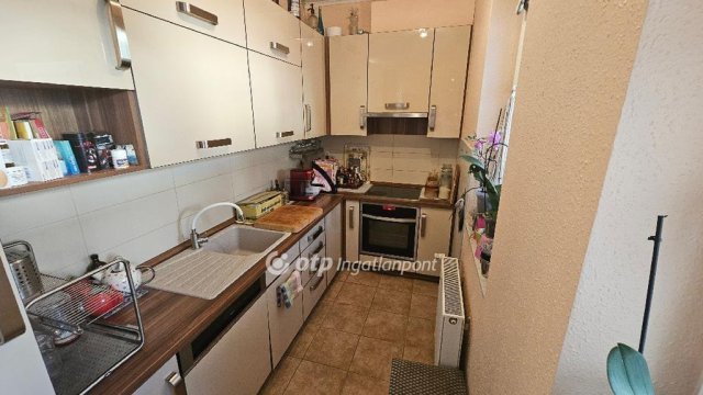 Eladó ikerház, Egerben 118 M Ft, 2+2 szobás