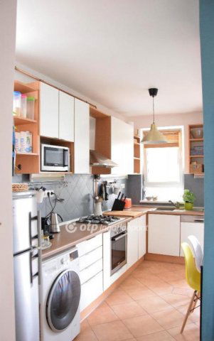 Eladó téglalakás, Budapesten, III. kerületben 94.8 M Ft