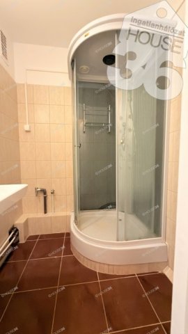 Eladó panellakás, Kecskeméten 44.9 M Ft, 2 szobás