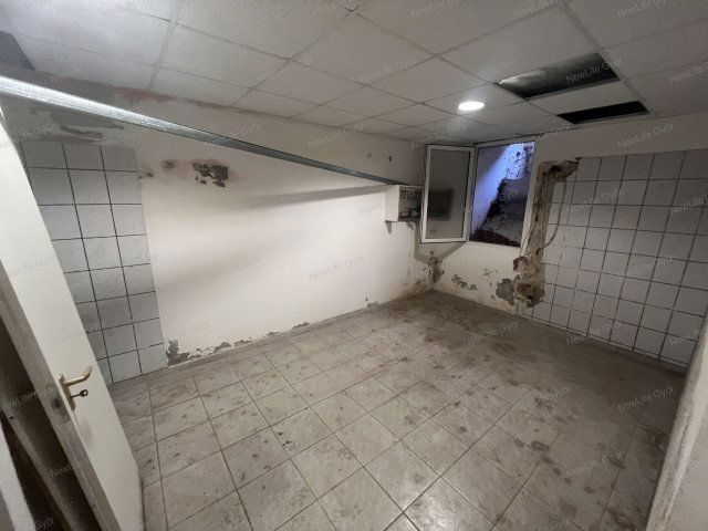 Eladó üzlethelyiség, Győrött 39.9 M Ft / költözzbe.hu