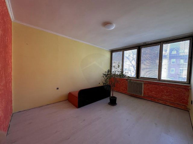 Eladó téglalakás, Gödöllőn 65 M Ft, 3 szobás