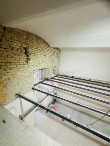 Eladó téglalakás, Budapesten, IX. kerületben 139 M Ft, 3 szobás