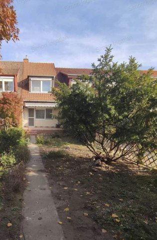 Eladó sorház, Kecskeméten 75 M Ft, 3 szobás