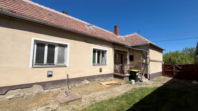 Eladó családi ház, Ikerváron 24.5 M Ft, 3 szobás