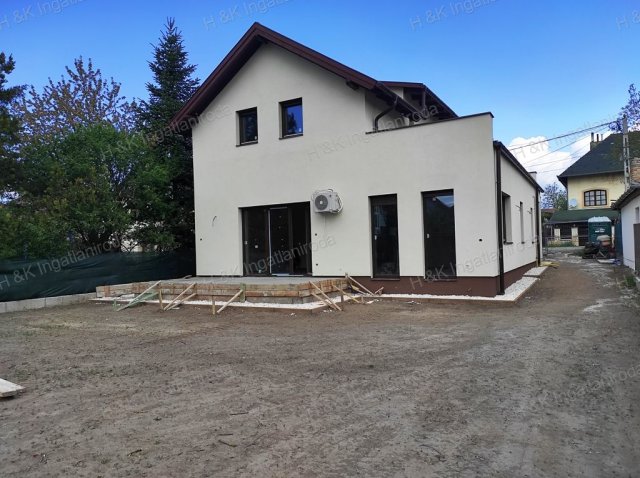 Eladó családi ház, Gödön 184.9 M Ft, 5 szobás