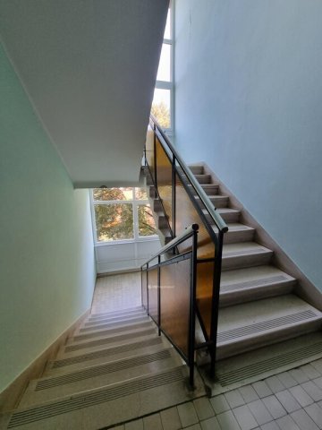 Eladó téglalakás, Pápán 33.9 M Ft, 1+1 szobás