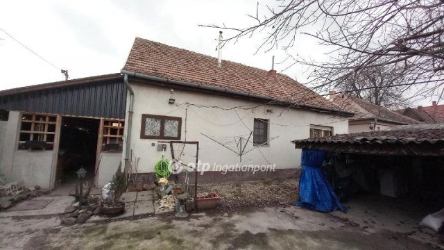 Eladó családi ház, Kalocsán 23.5 M Ft, 2+1 szobás
