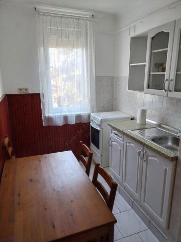 Kiadó téglalakás, albérlet, Szentesen 100 E Ft / hó, 2 szobás