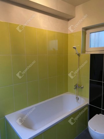 Eladó téglalakás, Győrött 69.9 M Ft, 2 szobás