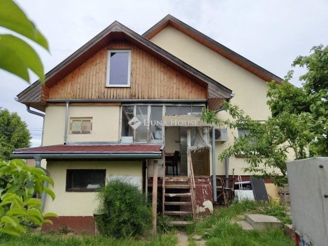 Eladó családi ház, Felsőpakonyban 69 M Ft, 3 szobás
