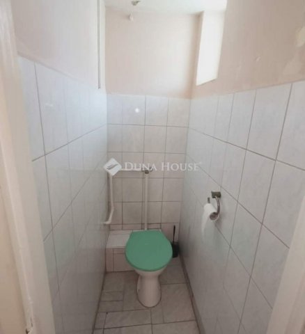 Eladó téglalakás, Kecskeméten 29.5 M Ft, 2 szobás