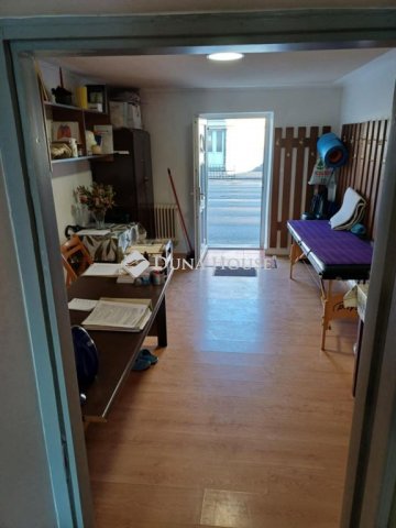 Eladó téglalakás, Pécsett, József Attila utcában 46.5 M Ft