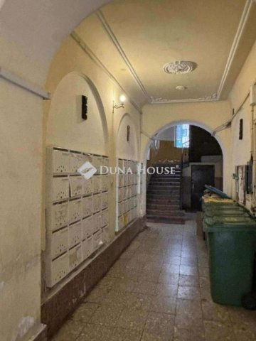 Eladó téglalakás, Budapesten, VII. kerületben 43.9 M Ft